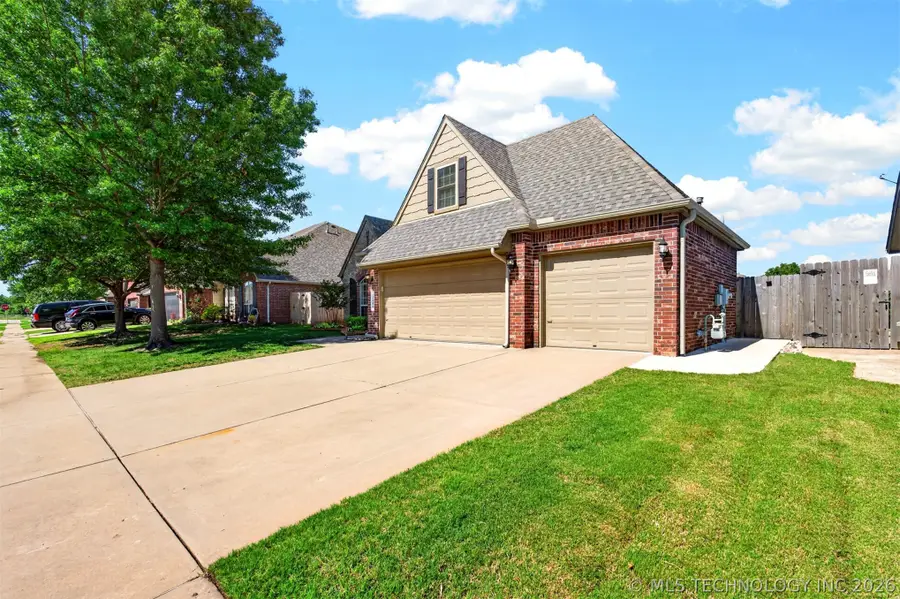 12006 S Tamarack Street, Jenks, OK 74037 - #3