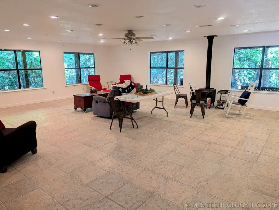 2702 Redbud Lane, Kingston, OK 73439 - #3