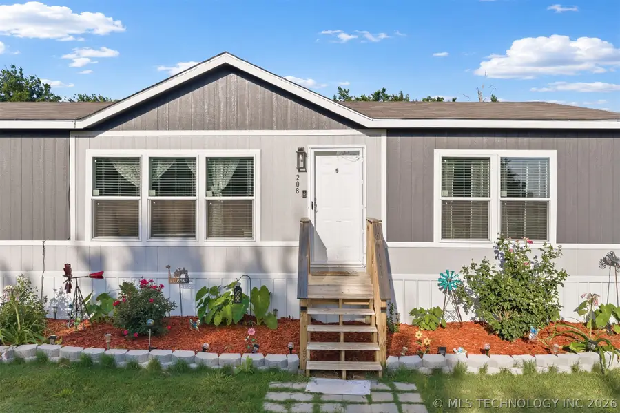 208 E J, Ringling, OK 73456 - #2