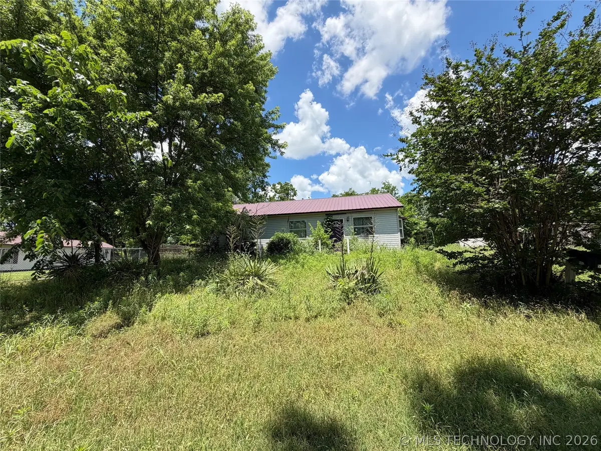 517 E 3rd Street, Okmulgee, OK 74447 - #1