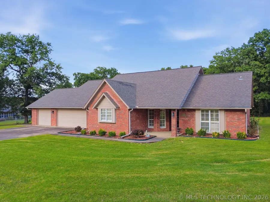 1803 Sleepy Hollow Road, Okmulgee, OK 74447 - #2