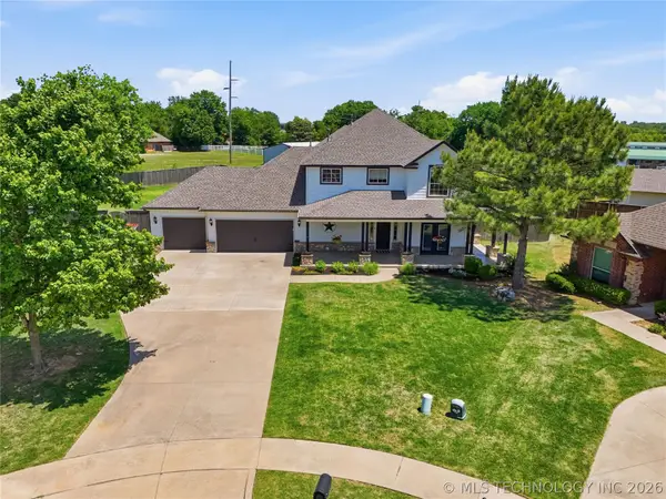 2413 W 109th Street S, Jenks, OK 74037