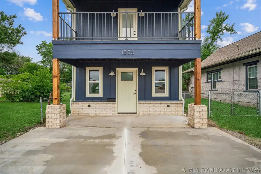 1305 W Lillian Street, Claremore, OK 74017 - #3