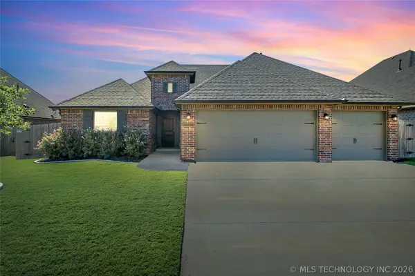 10414 S 229th East Avenue, Broken Arrow, OK 74014