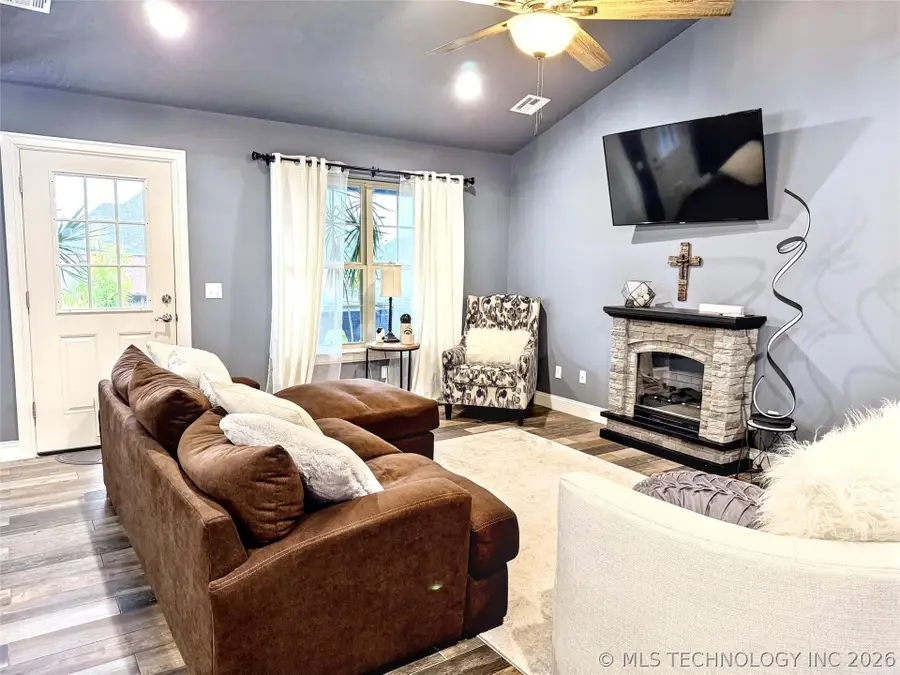 4236 Highland Drive, Tahlequah, OK 74464 - #3