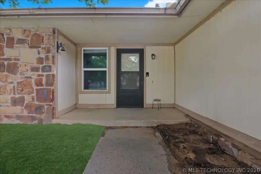 4420 W Quincy Street, Broken Arrow, OK 74012 - #2