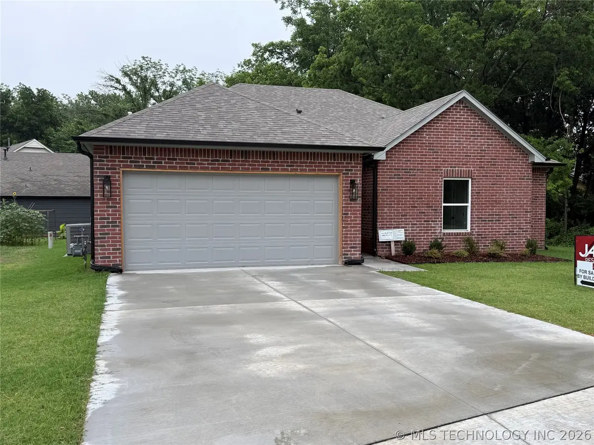 2561 W 66th Place S, Tulsa, OK 74132 - #1