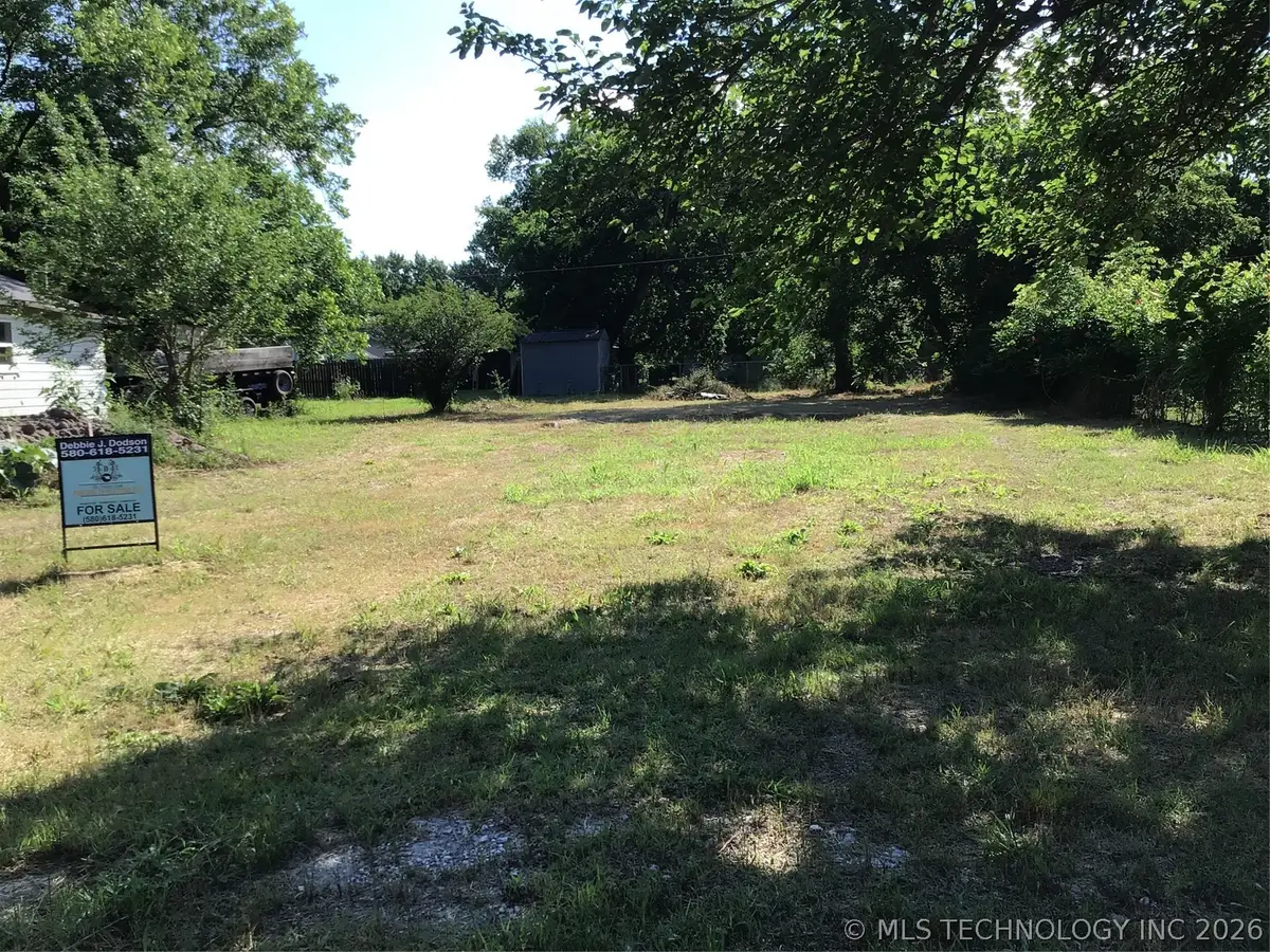 710 S 1st, Davis, OK 73030 - #1