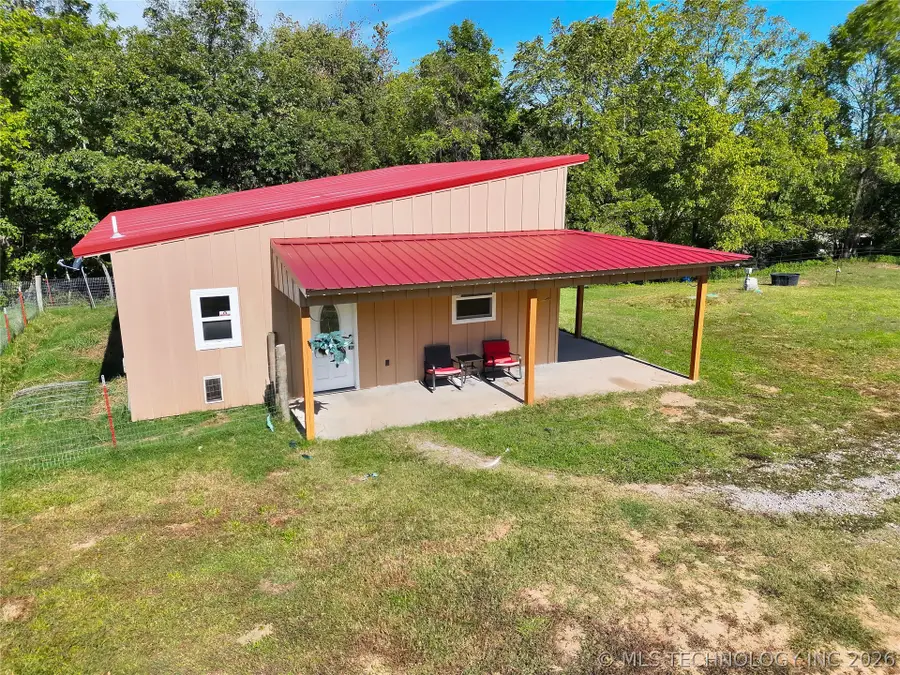 80300 S 4688 Road, Stilwell, OK 74960 - #3