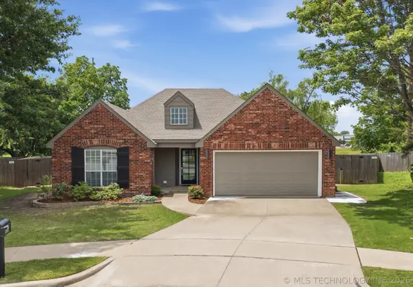 11910 S Juniper Court, Jenks, OK 74037