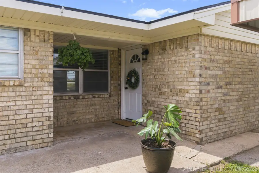 115 Laurel Street, Lone Grove, OK 73443 - #2