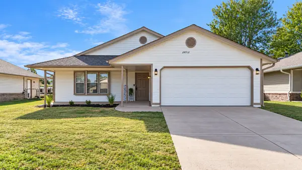 24912 S Heartwood Drive, Claremore, OK 74019