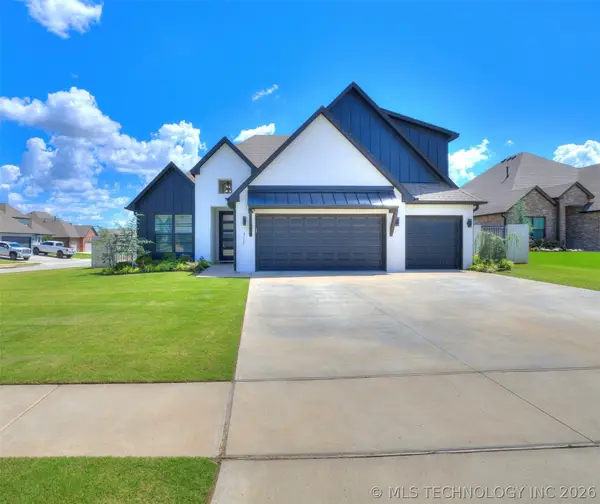 3117 W Van Buren Court S, Broken Arrow, OK 74011