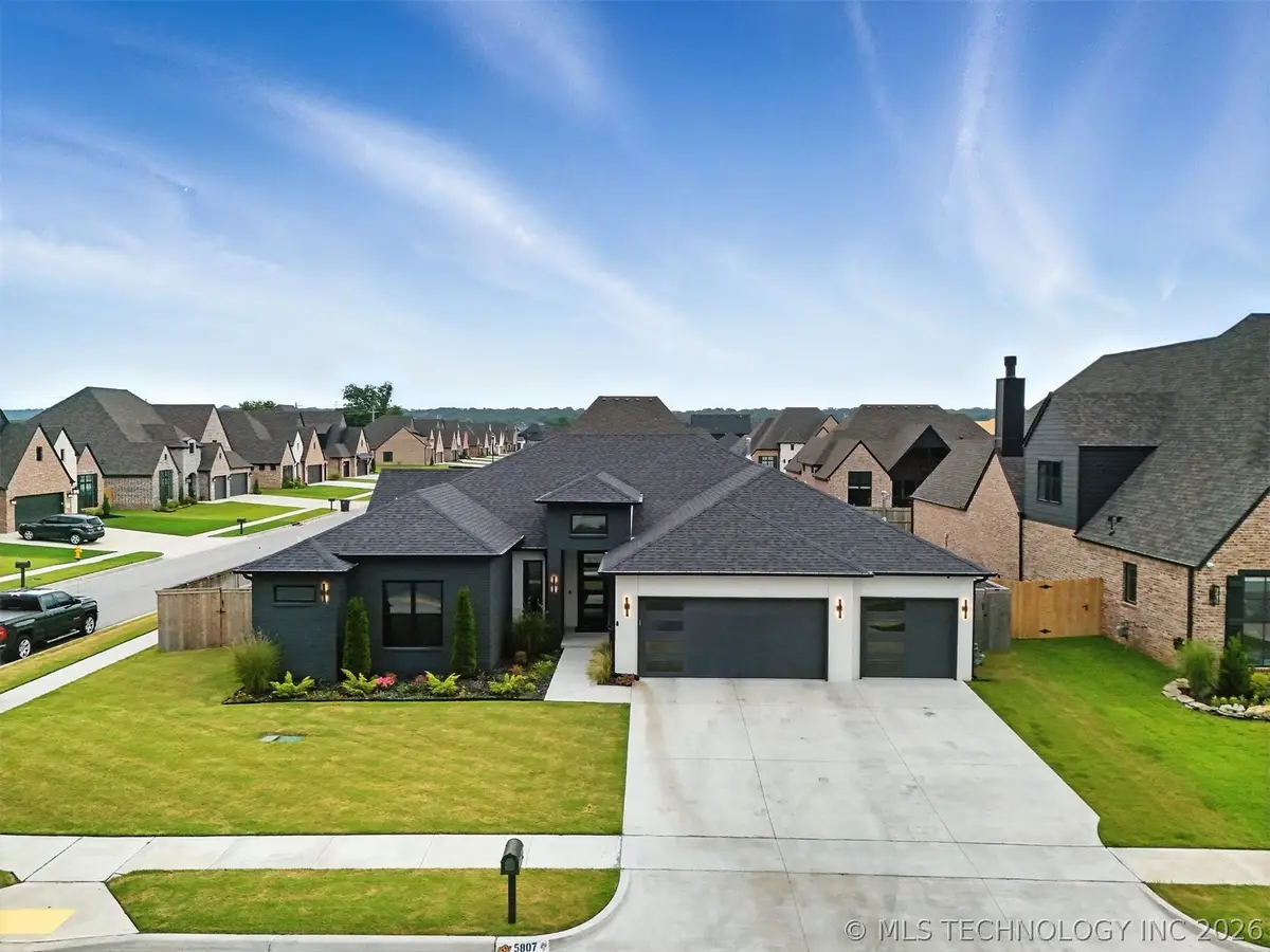 5807 E 128 Street S, Bixby, OK 74008 - #1