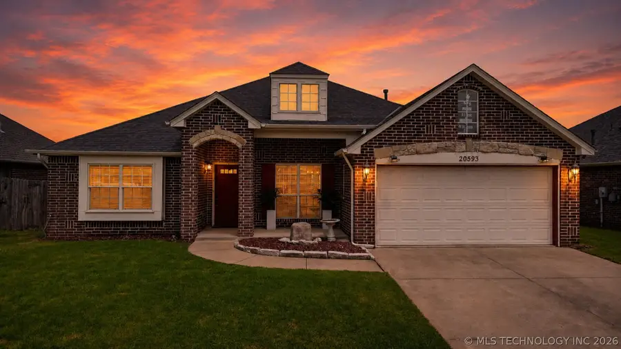 20593 E 45th Street S, Broken Arrow, OK 74014 - #2