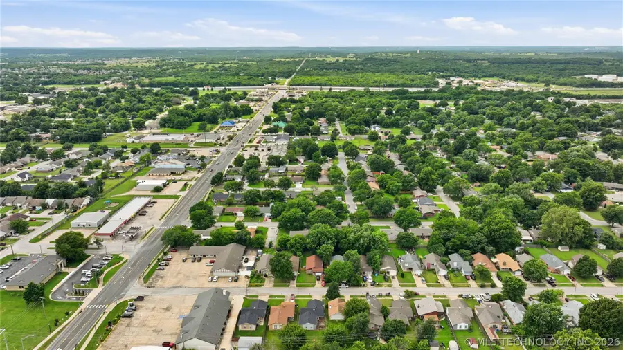 14027 S Hickory Place, Glenpool, OK 74033 - #2