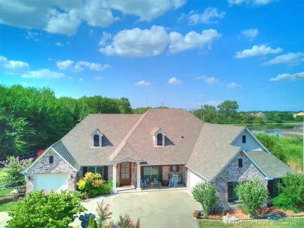8018 N 144th Avenue E, Owasso, OK 74055