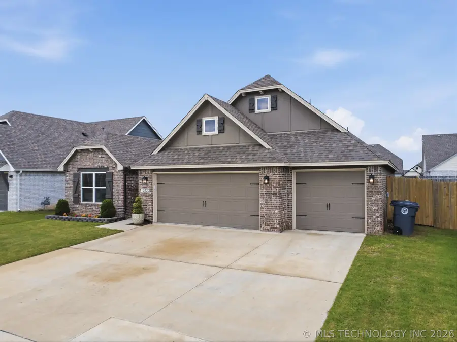 12420 S Oxford Avenue, Bixby, OK 74008 - #3