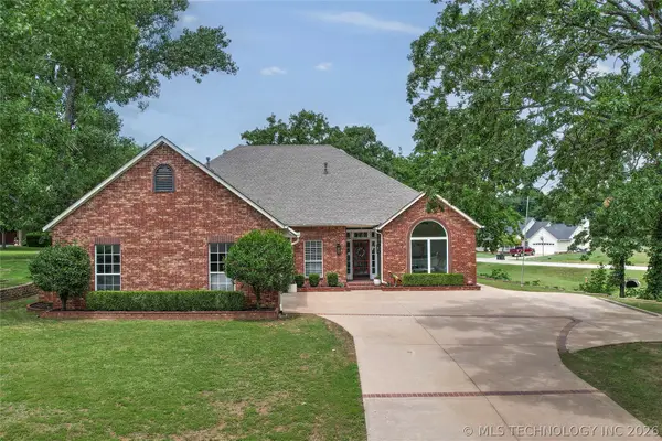 11914 S 1st Street W, Jenks, OK 74037