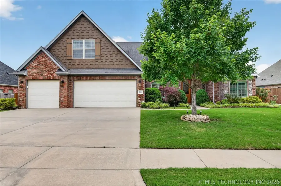 5619 Nottingham Place, Bartlesville, OK 74006 - #3