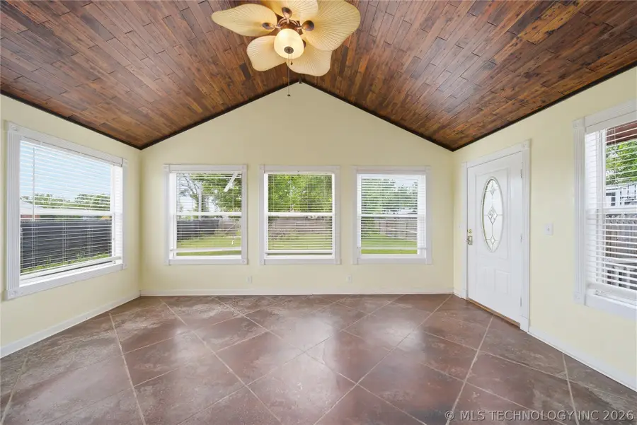 311 W Cherokee Street, Delaware, OK 74027 - #2