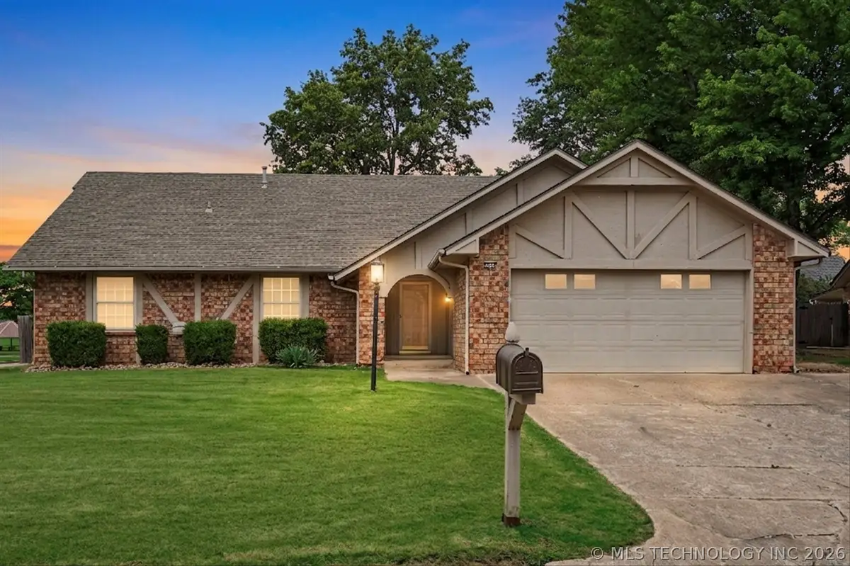 2648 W Dallas Street, Broken Arrow, OK 74012 - #1