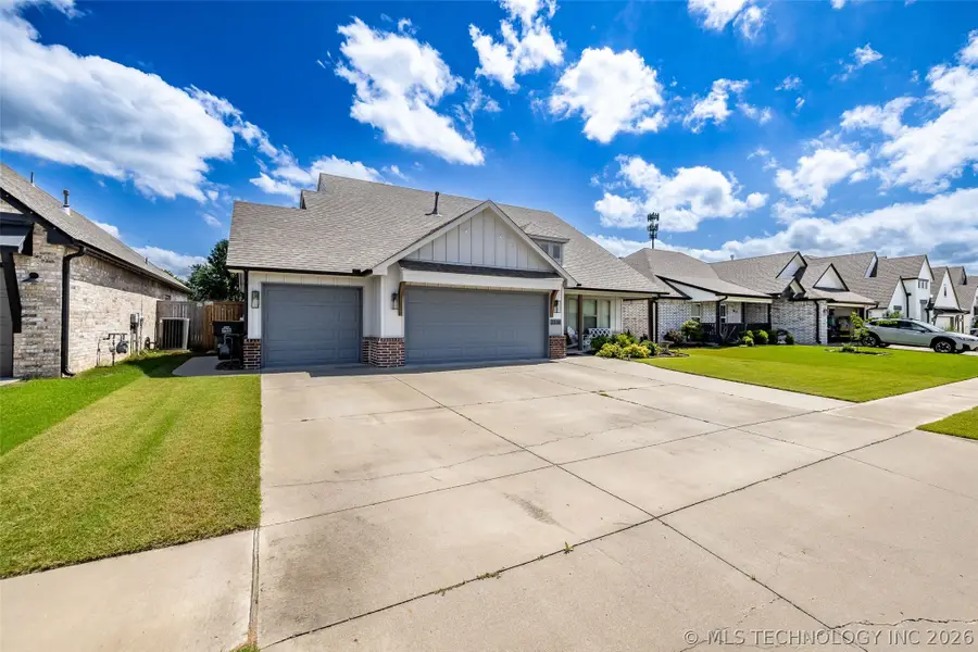 2130 E 140th Street, Bixby, OK 74008 - #3
