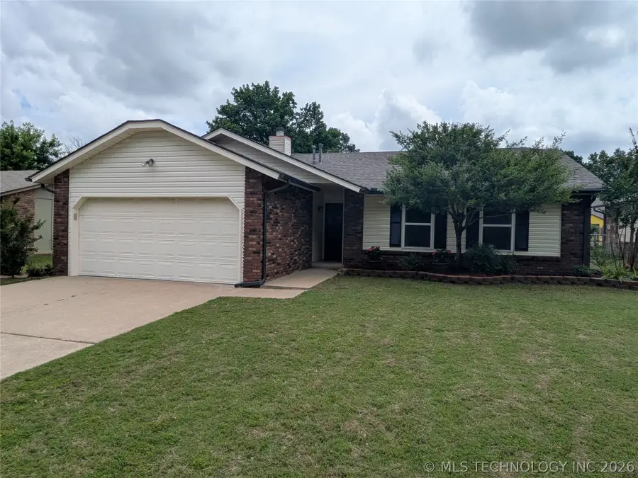 9221 S 92nd East Avenue, Tulsa, OK 74133 - #2