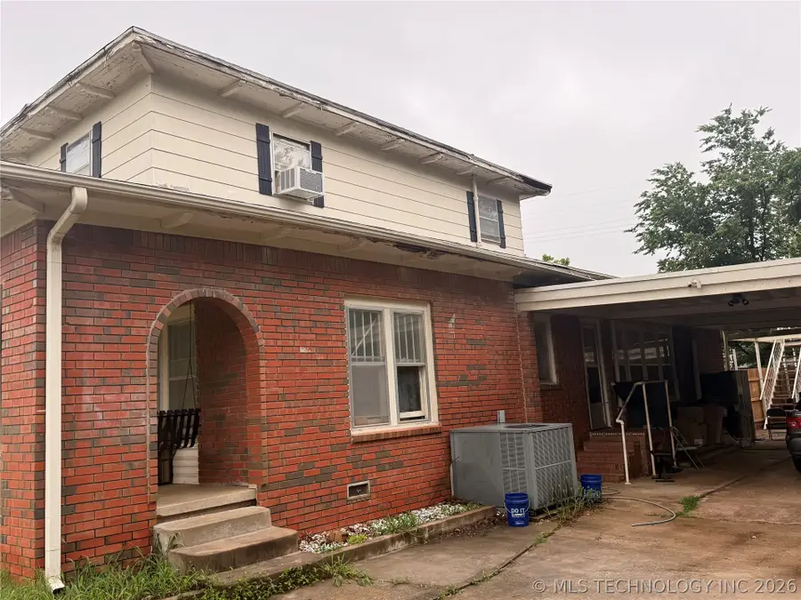 321 W 6th Avenue, Bristow, OK 74010 - #3