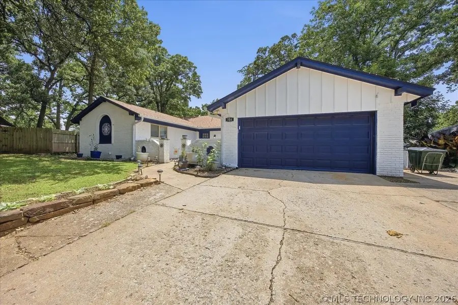 334 Spruce Court, Sand Springs, OK 74063 - #2