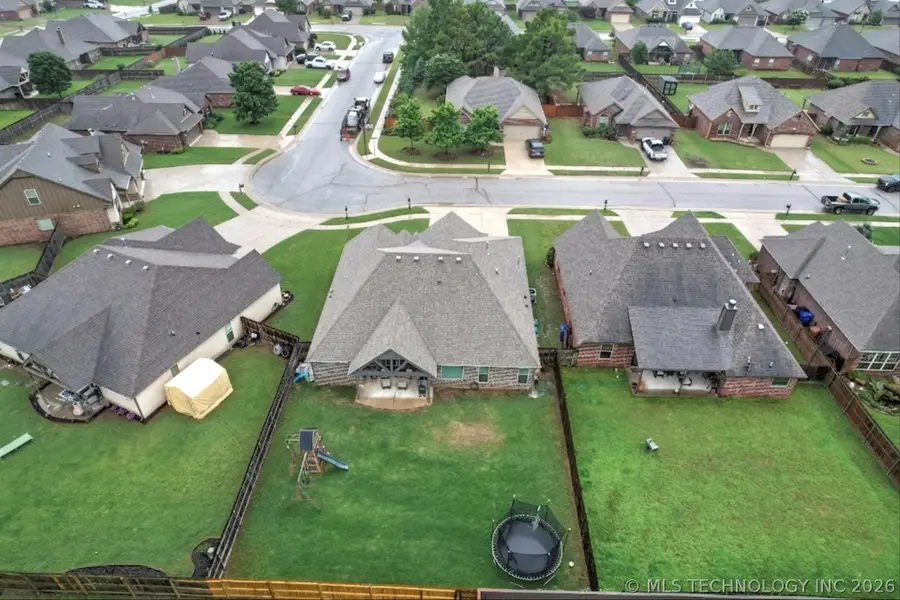 2904 W Mobile Street, Broken Arrow, OK 74011 - #3