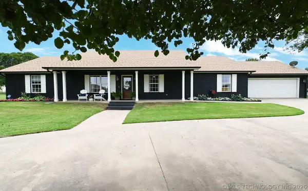 106 Redbud Lane, Gore, OK 74435