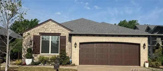 8434 S Phoenix Place, Tulsa, OK 74132 - #2