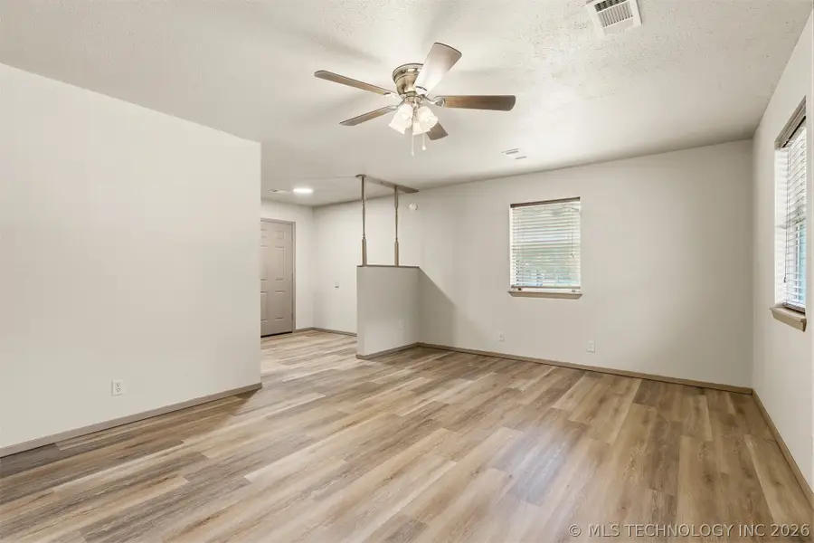 304 W Louisiana Street, Durant, OK 74701 - #2