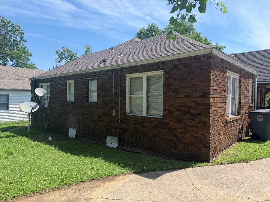 922 S Louisville Avenue, Tulsa, OK 74112 - #3