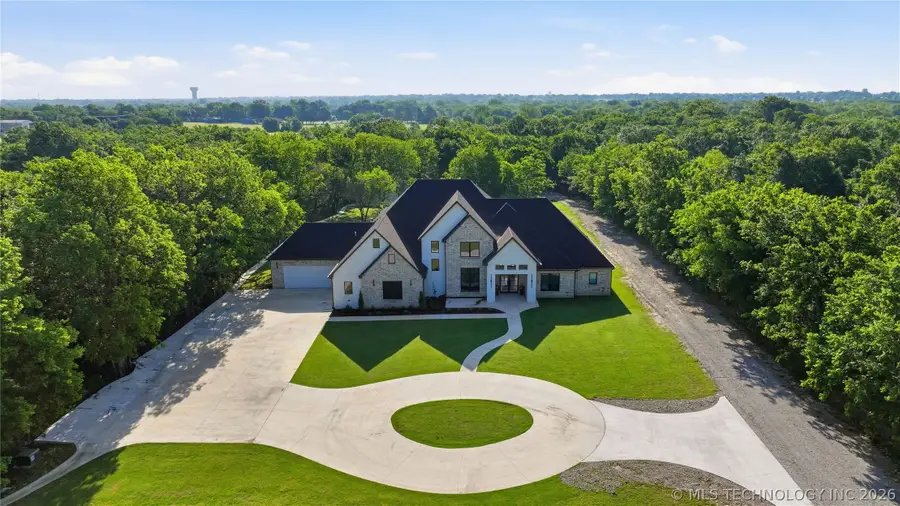 9701 N Memorial Drive, Owasso, OK 74055 - #3