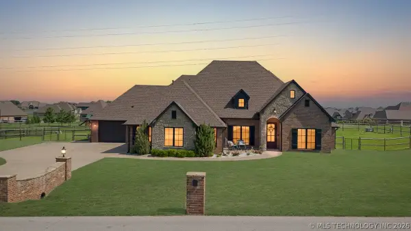 7003 E 88th Street N, Owasso, OK 74055