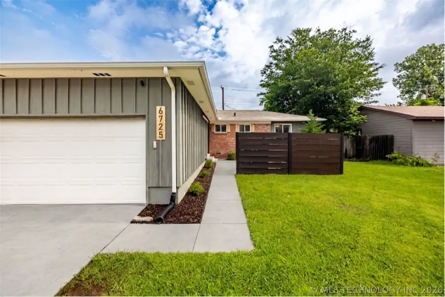 6725 E 27th Street, Tulsa, OK 74129 - #2