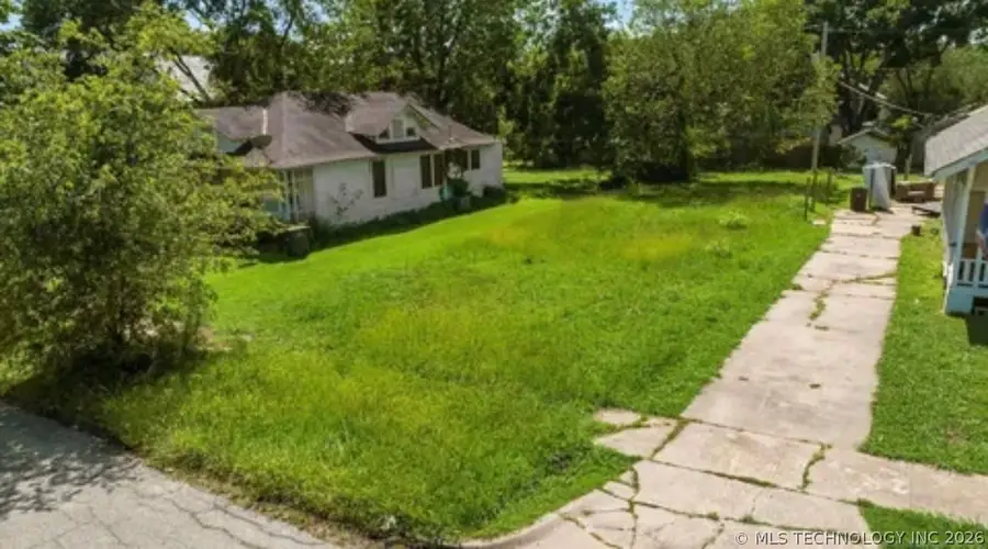 509 S Chickasaw Avenue, Bartlesville, OK 74003 - #2
