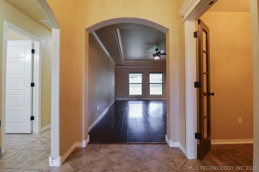 1804 Hillcrest Road, Claremore, OK 74019 - #3