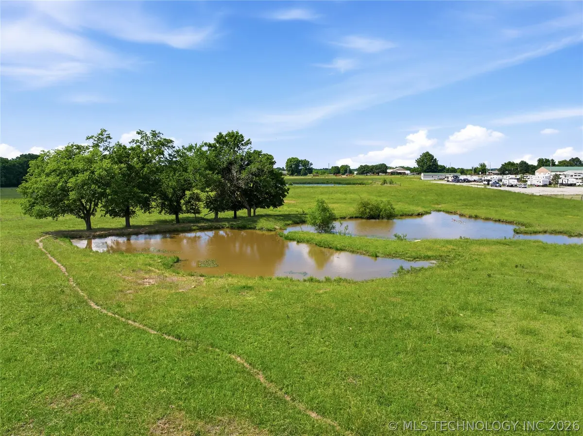 25 W 62 Highway, Morris, OK 74445 - #1