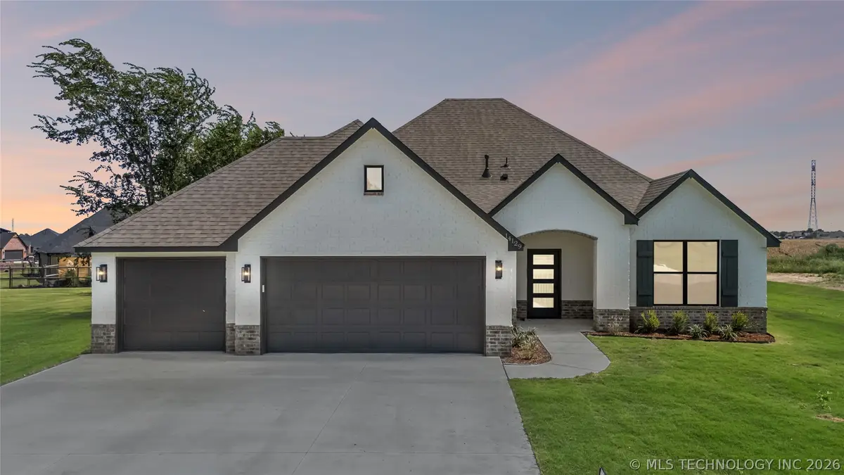 14129 N 54th East Avenue, Collinsville, OK 74021 - #1