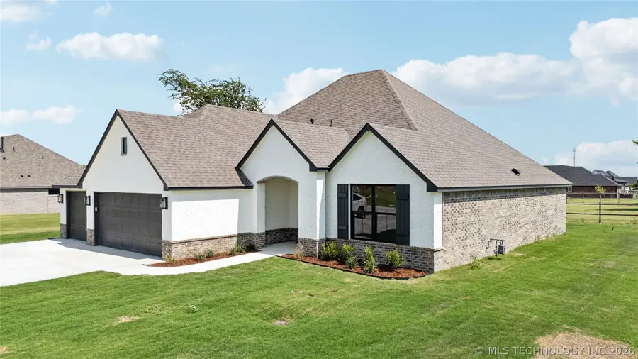 14129 N 54th East Avenue, Collinsville, OK 74021 - #3