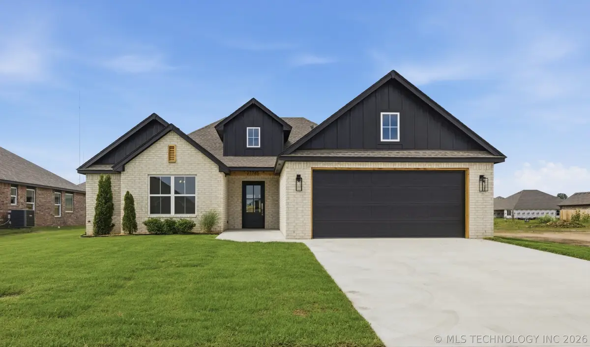 27785 E 109th Place S, Coweta, OK 74429 - #1