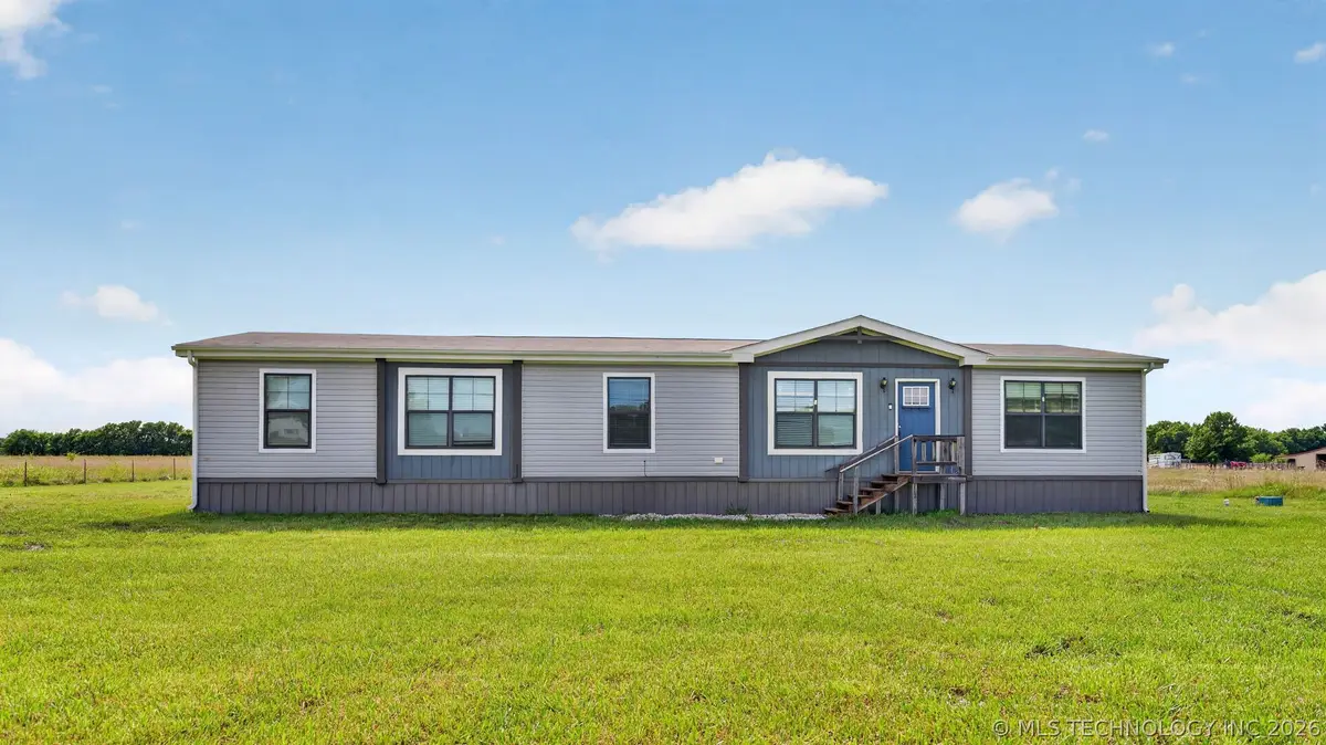 4292 S 4180 Road, Chelsea, OK 74016 - #1