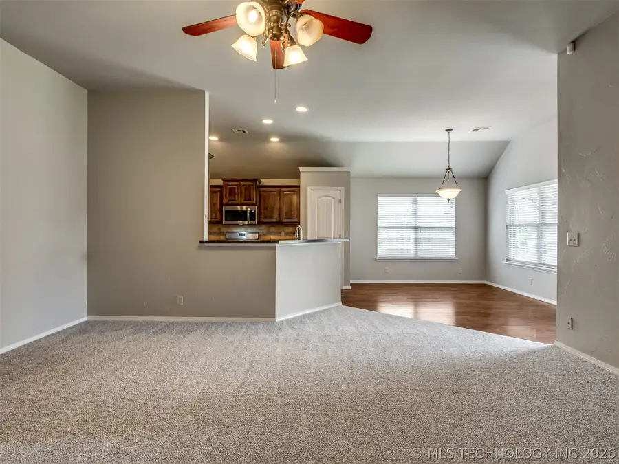 15600 S Birch Avenue, Glenpool, OK 74033 - #3