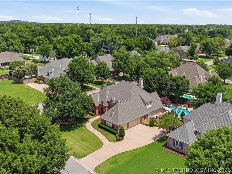 11207 S Vandalia Avenue, Tulsa, OK 74137 - #2