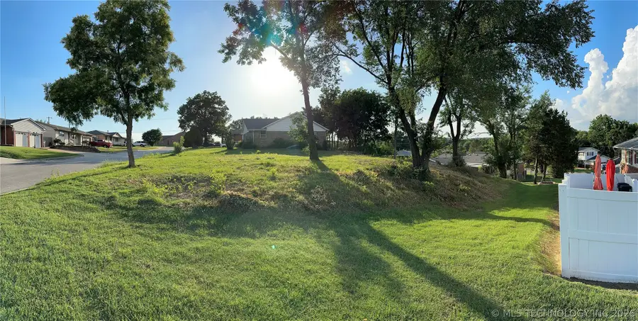 2421 W 45th Court, Tulsa, OK 74107 - #3