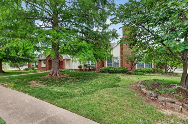 3116 Camelot Drive, Bartlesville, OK 74006