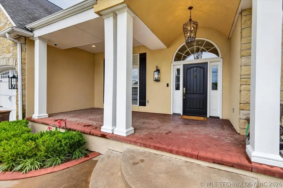 3115 Kingston Drive, Bartlesville, OK 74006 - #2